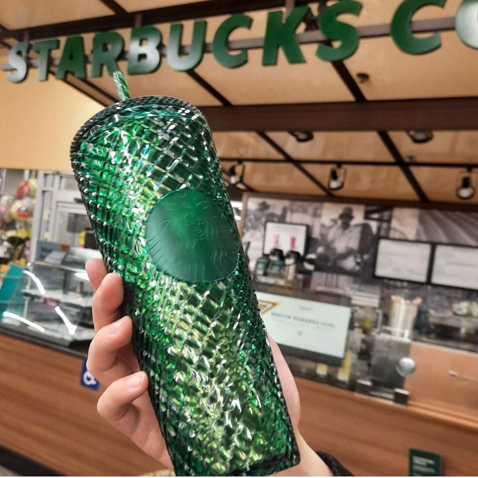 Vaso Starbucks Venti 24oz 2022 - Verde Esmeralda