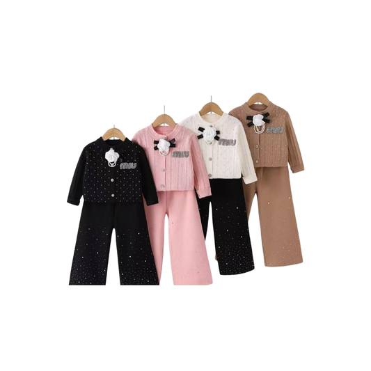 Set de 2 piezas - Conjunto de Sweater de botones y Pantalón Palazzo para Niña con aplique tipo miumiu | Set de Sweater con rosa y Pantalón (4 colores) ✦ Bajo pedido