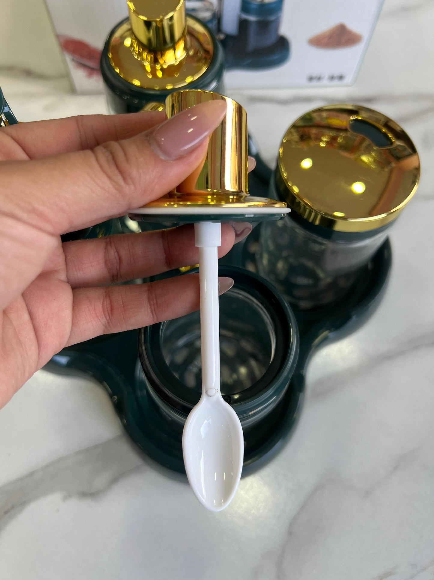 Set Especiero Condimenteel de Mesa, Dispensador de Aceite de Mesa (Verde Esmeralda, Dorado)