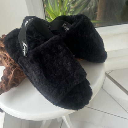 Pantuflas Peludas con Suela Antideslizante - Talla 39/40