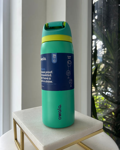 Botella Owala Freesip 32oz (950ml)