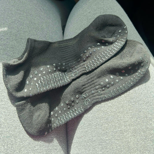 Medias Antideslizantes para Pilates, Corte Súper Bajo - 2Good (2 Colores)