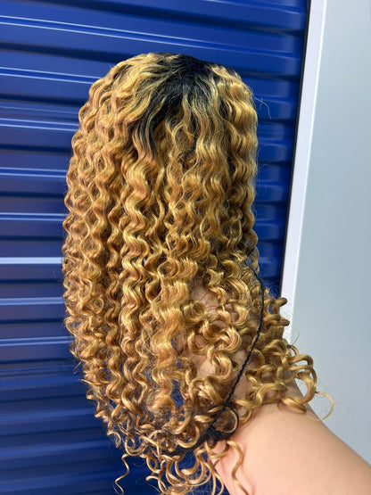 Peluca Rizada con Vincha Desmontable