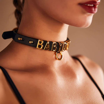 Collar Estilo BDSM Letras (2 Estilos) ✦ Bajo pedido