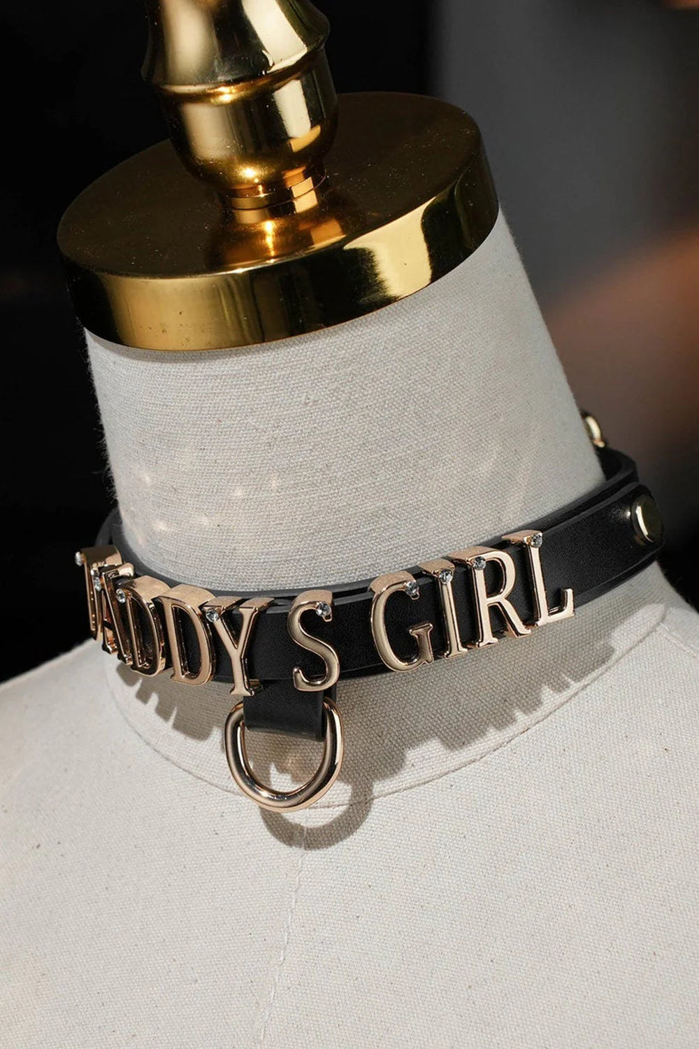 Collar Estilo BDSM Letras (2 Estilos) ✦ Bajo pedido